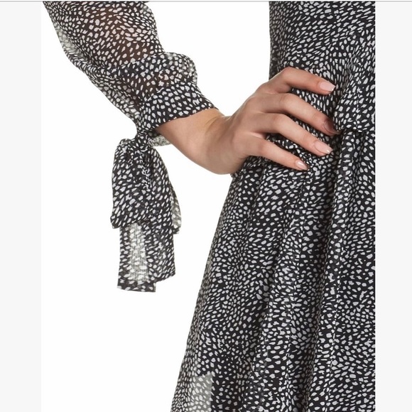 ❌SOLD❌ Long sleeve Sam Edelman dress - Picture 4 of 5